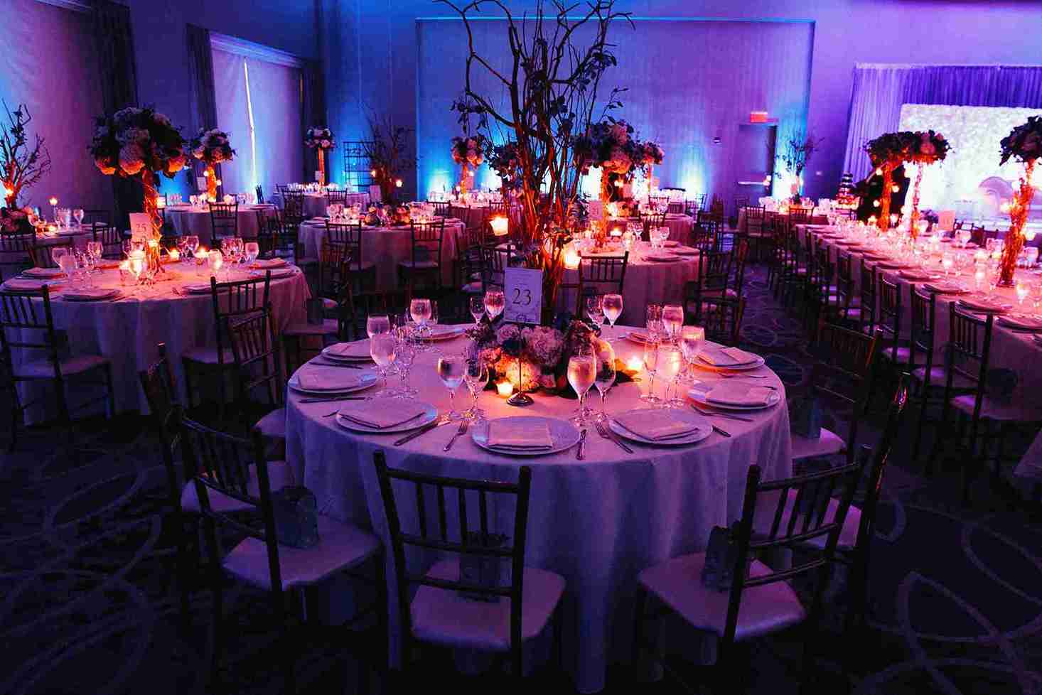 Escena decorativa de evento social preparada para compartir